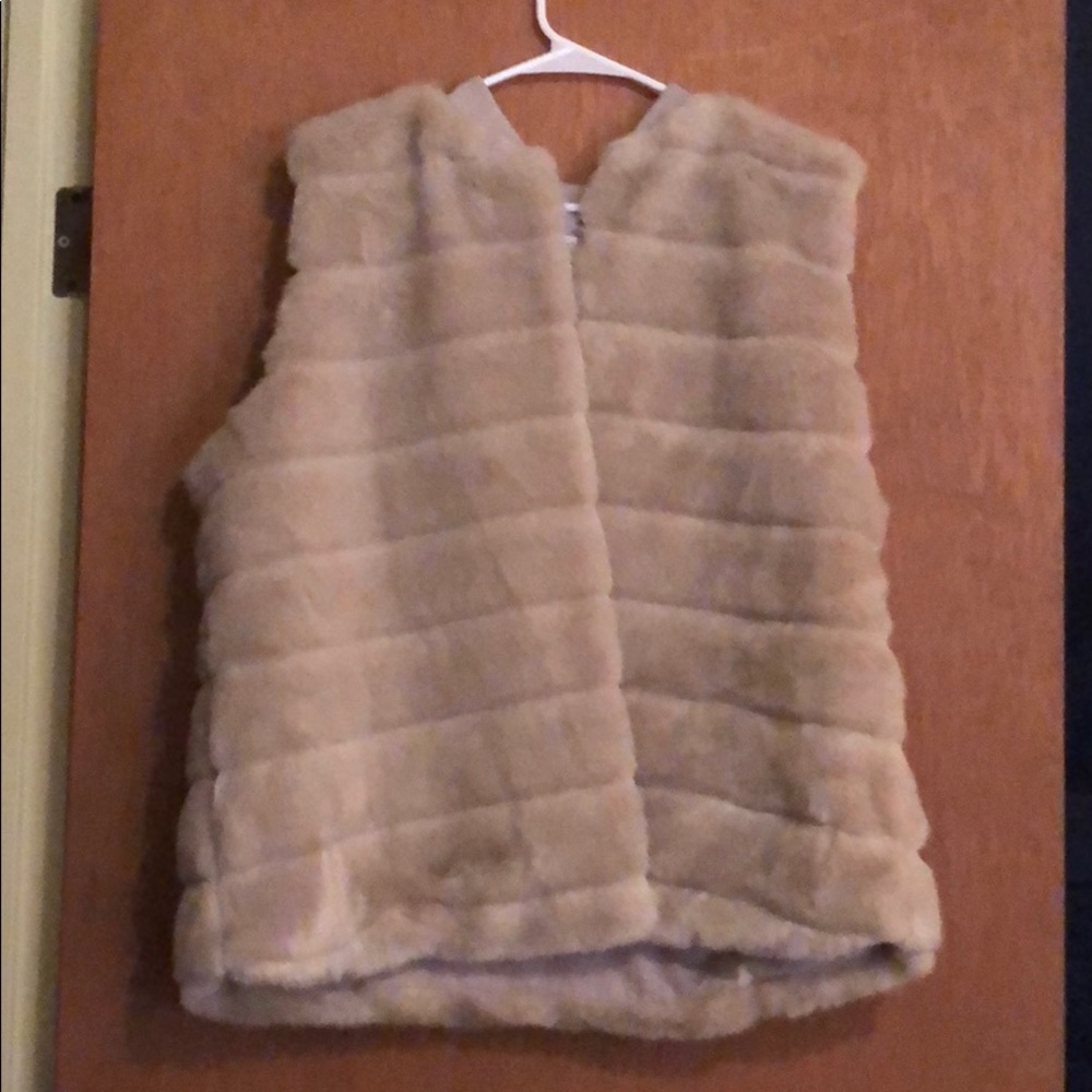 A.N.D - A New Day Vest